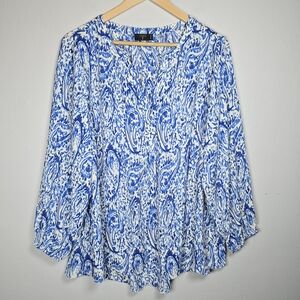 Tahari Women's V-Neck Top 1X Long Bell Sleeves Floral Abstract Blue White Chic